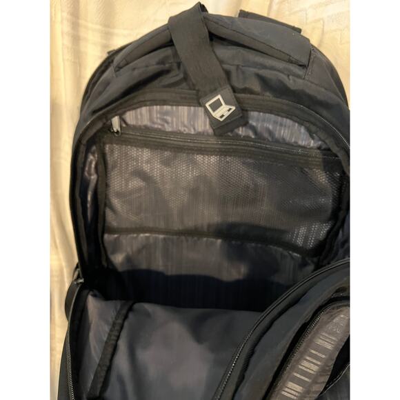 Samsonite Padded Travel Laptop Backpack - Picture 5 of 6